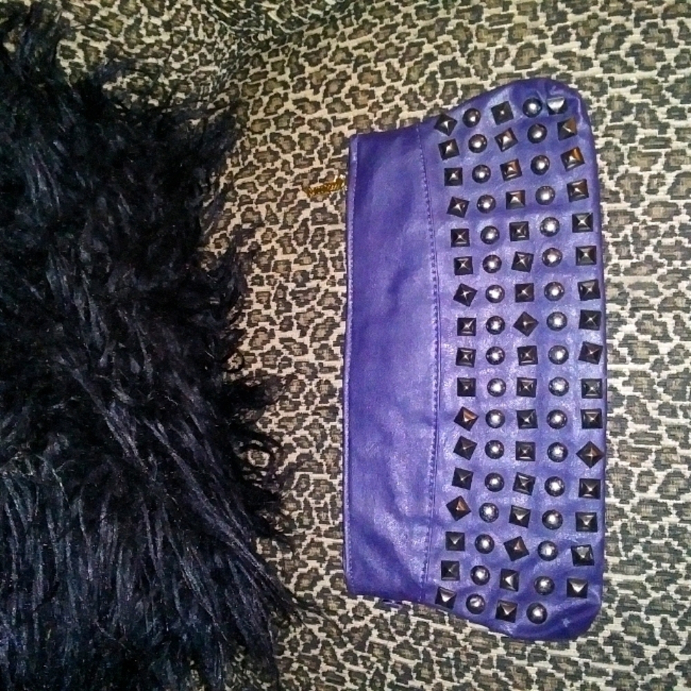 Ray USA. Studded clutch bag